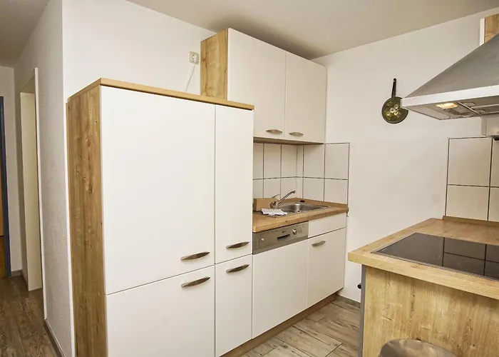 Am Hochzeitsberg Nummer 17 Breege